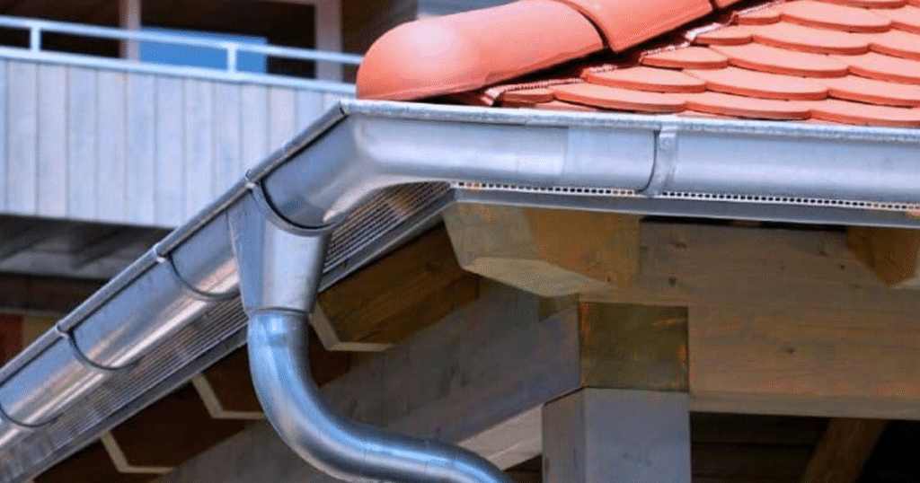 Gouttières et zinguerie